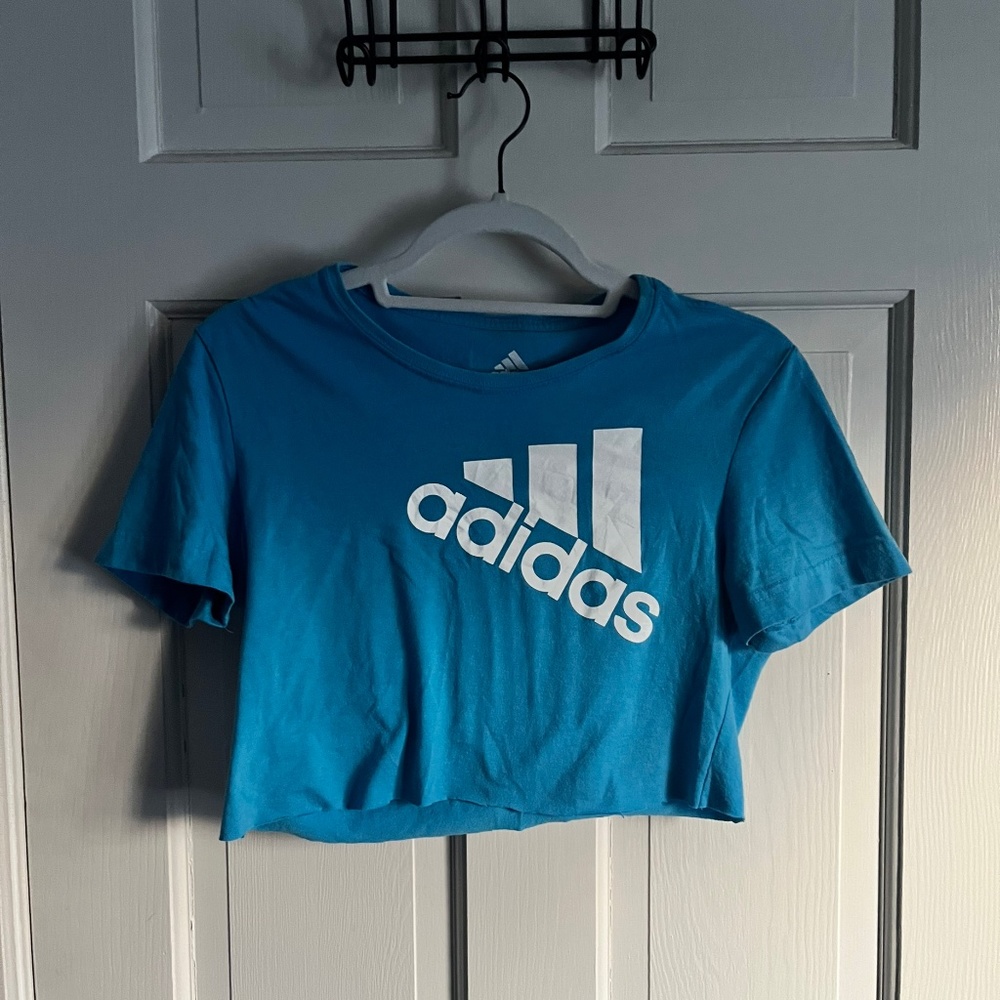cropped tee